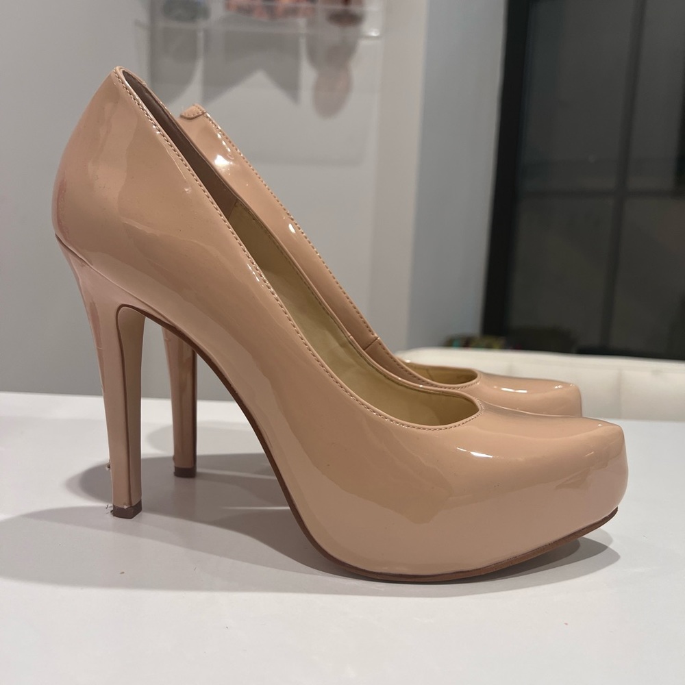 Jessica Simpson Heels
